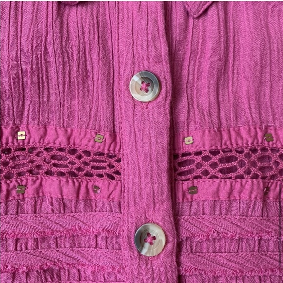 FREE PEOPLE Summer Stars Crochet Trim Boho Purple Pink Fuchsia Blouse Shirt M - Picture 13 of 15